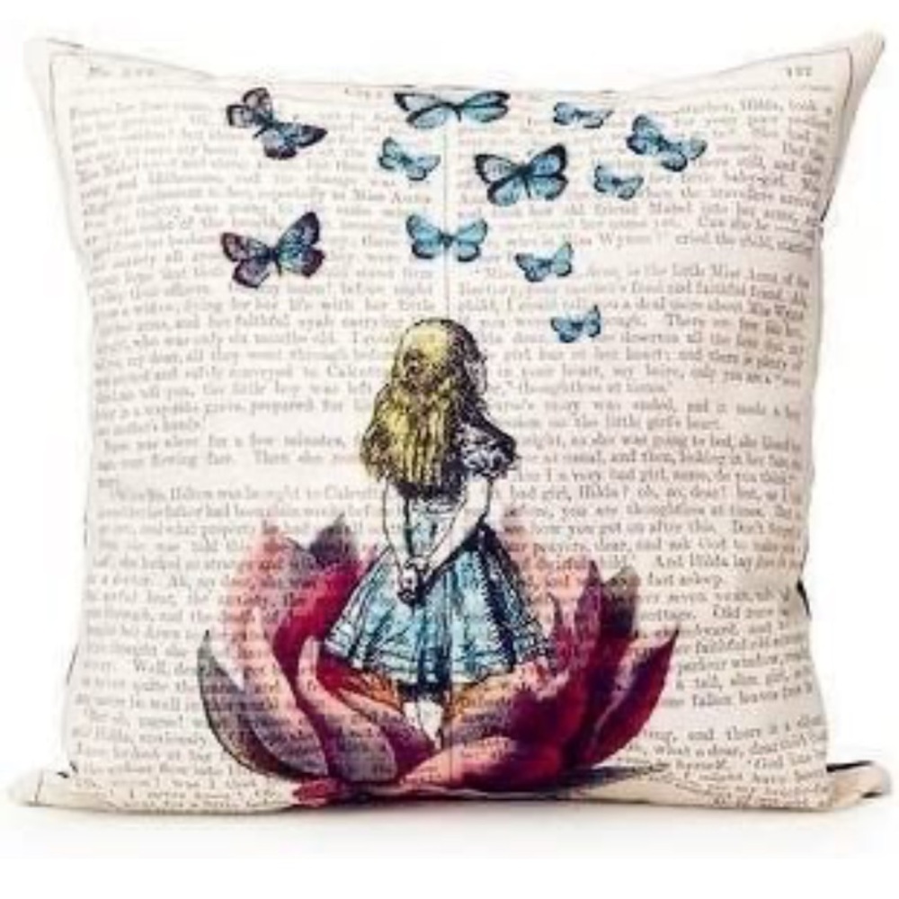 NWOT Akery Unique Design Alice Cotton Linen Throw Pillow Case